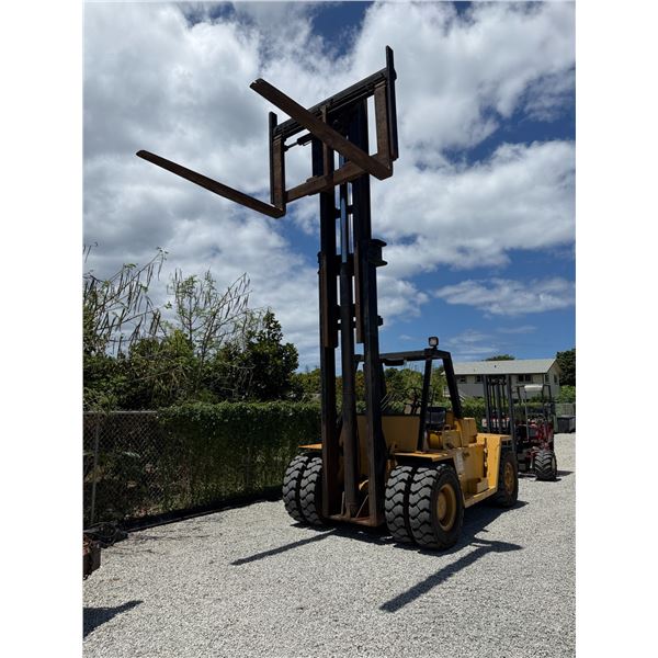 CAT Caterpillar V330B Heavy-Duty Industrial Forklift (Runs 