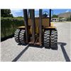 Image 46 : CAT Caterpillar V330B Heavy-Duty Industrial Forklift (Runs 