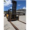Image 4 : CAT Caterpillar V330B Heavy-Duty Industrial Forklift (Runs 