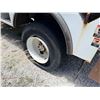 Image 41 : 2006 International 7500 Digger Derrick Utility Truck (Starts & Runs - See Video)