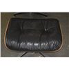Image 6 : HERMAN MILLER EAMES LOUNGE CHAIR & OTTOMAN
