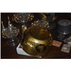 Image 4 : COLLECTION OF THAI COLLECTIBLES: LACQUER BOWLS, PORCELAIN BOXES, BUDDHA, ETC. (22 PCS)