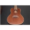 Image 3 : LANIKAI UKULELE W/CASE