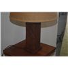 Image 3 : CARVED KOA LAMP W/SHADE