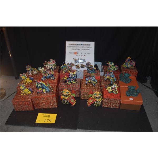 ASSORTED CERAMIC FOO DOG FIGURINES W/STANDS