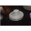 Image 5 : WEDGWOOD CHINA, DORIC PATTERN (50 PCS)