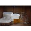 Image 1 : VINTAGE GLASBAKE FOR SUNBEAM BOWLS, VINTAGE CORNINGWARE CASSEROLE DISH & PYREX MEASURING CUPS (6 PCS