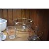 Image 2 : VINTAGE GLASBAKE FOR SUNBEAM BOWLS, VINTAGE CORNINGWARE CASSEROLE DISH & PYREX MEASURING CUPS (6 PCS