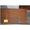 Image 3 : MID CENTURY MODERN WOOD SLAT BENCH