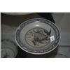 Image 5 : ANNAM BLUE & WHITE DECORATED CHARGER (14"), FISH PLATE (5 1/4") & CHINESE BOX (3 PCS) (DOES NOT INCL