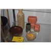 Image 1 : MIXED LOT: TIKI CALIENTE 4 MUG & SHOT GLASS, GECKO SHOT GLASS, HAUULA BAKE SHOP ASHTRAY, LAUHALA COV
