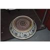 Image 3 : ANNAN BLUE & WHITE BOWLS, FLORAL MOTIF (9") (2 PCS) (DOES NOT INCLUDE STAND)