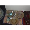Image 2 : MIX LOT: BRASS SINGING BOWL, BRONZE CENSOR, BRONZE CUPS HOLDERS (3), SMALL WOOL RUG & TAPESTRY (2) (