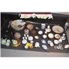 Image 1 : LARGE MIX LOT: MISC. JAPANESE PORCELAINS, DISHES, LACQUER BOXES, ETC.