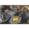 Image 4 : LARGE LOT OF ARTHUR COURT TABLE/PARTY WARE