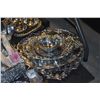 Image 8 : LARGE LOT OF ARTHUR COURT TABLE/PARTY WARE