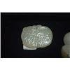 Image 4 : CARVED JADE CAT PLAQUE (1 1/4" X 1 3/4"), POMEGRANATE PLAQUE (2" X 1 5/8"), LYCHEE TOGGLE (2 1/8" X 