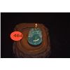 Image 1 : CHINESE 14K CARVED GREEN AGATE PENDANT (1 3/9" X 1")
