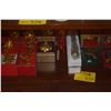 Image 1 : COLLECTION OF CHRISTMAS ORNAMENTS (19 PCS)