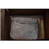 Image 9 : MASTER PORTABLE MASSAGE TABLE W/ACCESSORIES