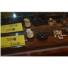 Image 1 : COLLECTION OF FIGURINES & NETSUKE (5 PCS)