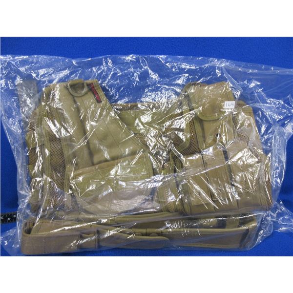 NEW - C-Tac Airsoft Rifleman's Vest D43020 - Coyote Brown