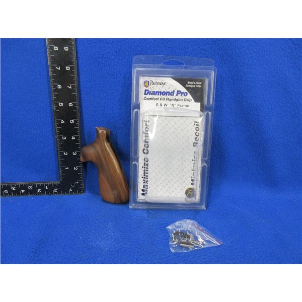 NEW - Pachmayr Diamond Pro Comfort Fit Handgun Grip