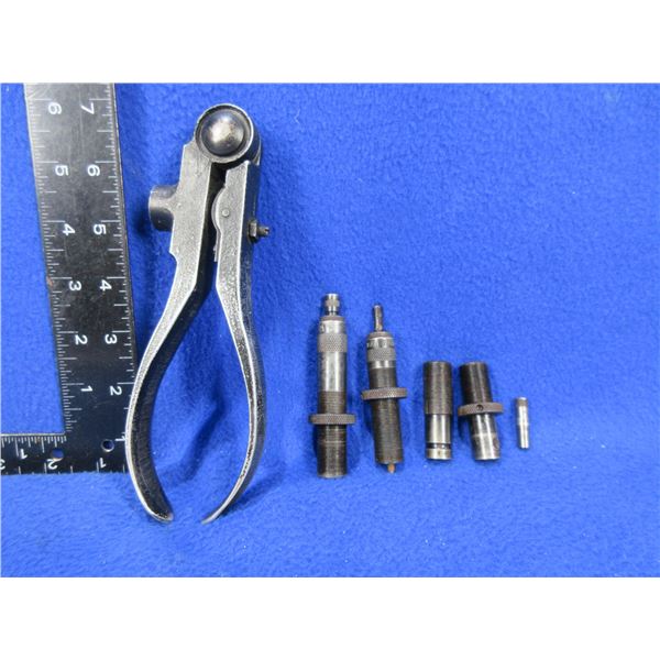 Lyman 310 Reloading Tool with 7MM DA European Size Dies