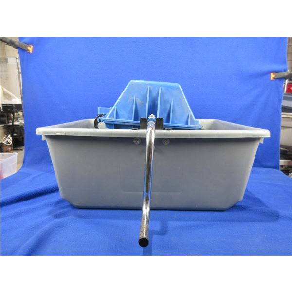 Dillon Precision Brass Media Separator with Grey Tub