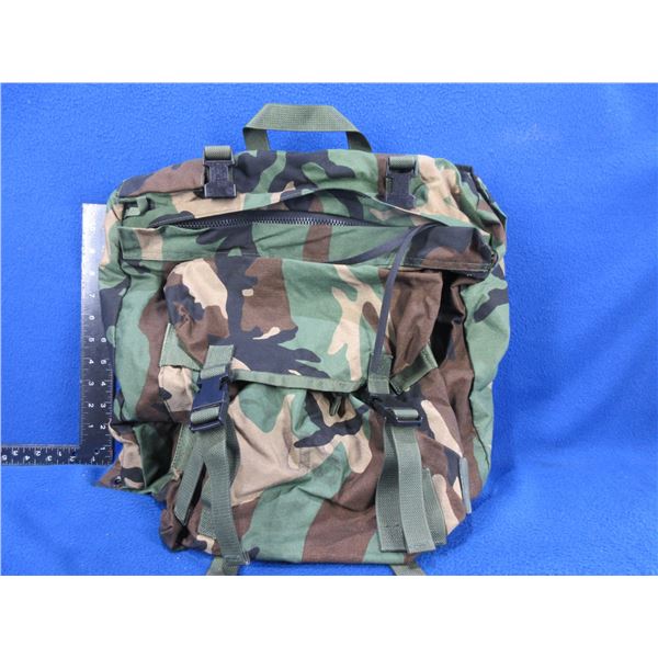 Combat Patrol Pack - Vintage United States Military Surplus Backpack