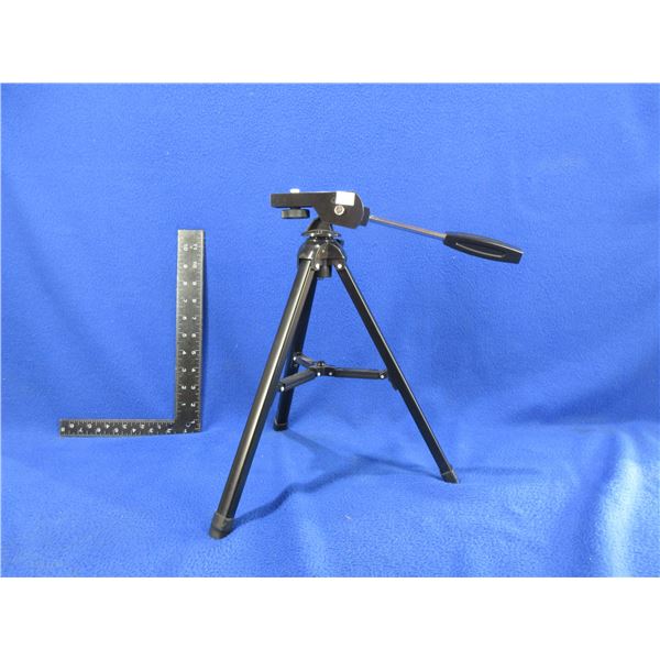 Unknown Tripod - 13"