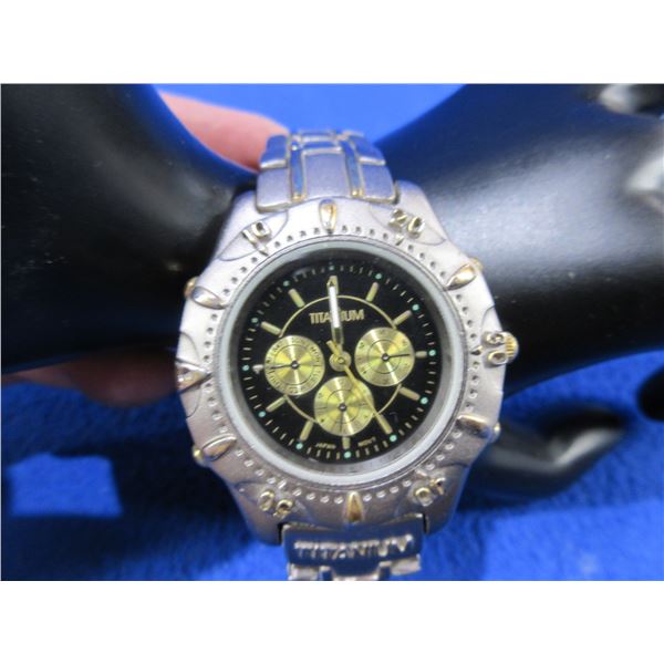 Titanium Chronograph Mens Wristwatch - Japan Quartz Movement - Tested Working