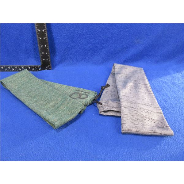 2 Gun Socks - 44"