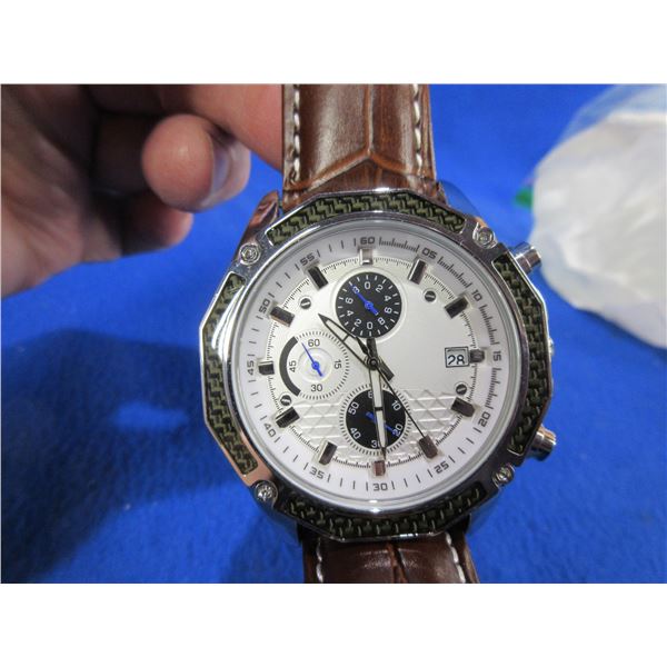 Unknown Mens Wristwatch - Stainless Steel Back, Water Resistant, Genuine Leather Strap