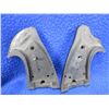 Image 2 : Pachmayr Ruger Security Six Small Rubber Grips with Screw