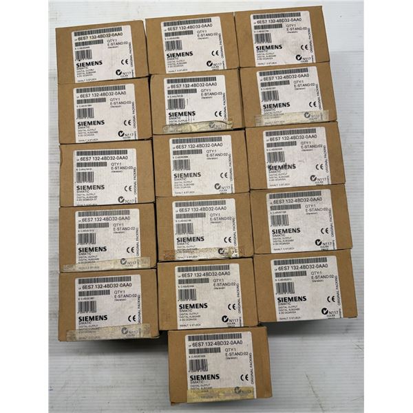 Lot of (16) Boxes Siemens #6ES7 132-4BD32-0AA0 Digital Output Modules