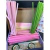 Image 9 : 400PC DIY Pipe-Cleaner Flowers/Handmade Bouquet Crafting Kit - Pink Flower Making Kit - New!