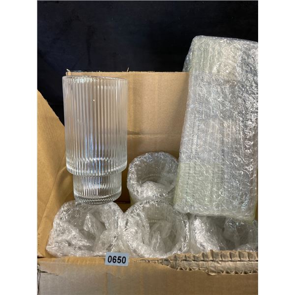 6PC Set of Ribbed Drinking Glasses with Glass Straws - New