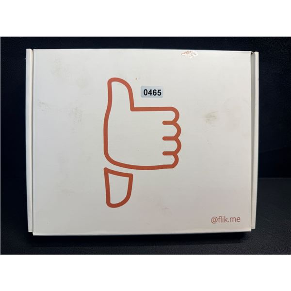 Flik.Me Battery Powered Thumbs Up/Down LED Sign for Cars or Office with Remote! - New