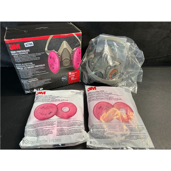 3M Odor/Particulate Reusable Respirator Face Mask with 2-Packs of Filters - Brand New!