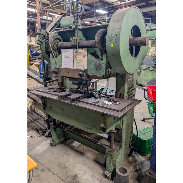 ROUSELL NO.4 4W 40 TON PUNCH PRESS / PRESS BRAKE