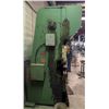 Image 3 : CHICAGO DREIS & KRUMP 68-B 36-55 TON MECHANICAL