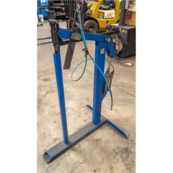 JOSEF KIHLBERG B561PN PNEUMATIC BOTTOM STAPLER