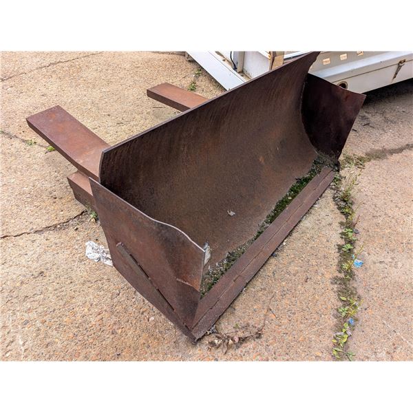 CUSTOM METAL FABRICATED FORKLIFT PLOW