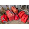Image 1 : 6 ASSORTED JERRY CANS
