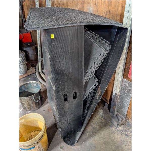 2 BOXES OF INTERLOCKING TRUCK BED FOAM FLOORING