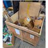 Image 1 : CRATE OF ASSORTED FLAT DECK & TRAILER ACCESSORIES