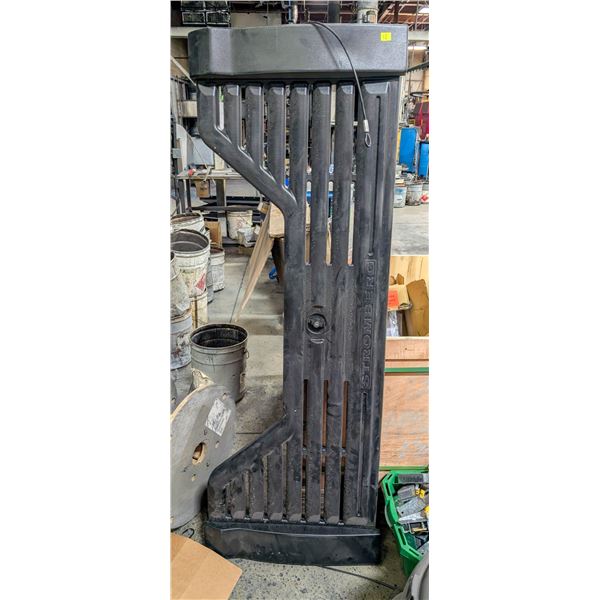 STORMBERG CUSTOM AEORO TAILGATE - PLASTIC
