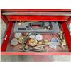 Image 12 : FULL SIZE  TOOLBOX ON CASTERS W/ CONTENTS