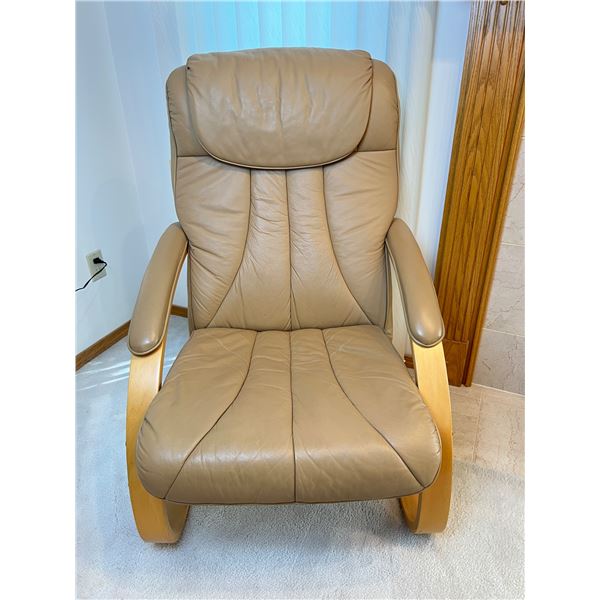 Beechwood Lounge Chair